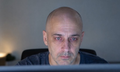 Zašto nam se oči brzo umore posle dugog gledanja u ekran